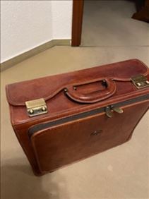 Abbildung: Aktenkoffer Leder