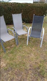 Abbildung: 3 Stapelstühle